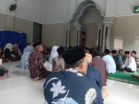 Central Java Indonesia June 1, 2025: Wedding in the prayer room, Mushola. Фото