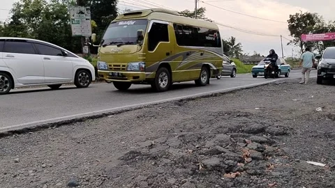 Central Java, Indonesia, March 23, 2026: Return travel flow after Eid al-Fitr  Stock Footage 331346305