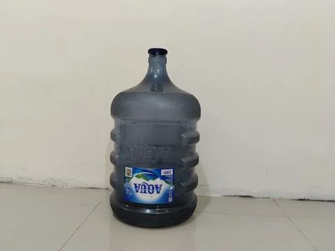 Central Java Indonesia March 28, 2026: Empty water gallon bottles from Aqua, a s Stock-Fotos