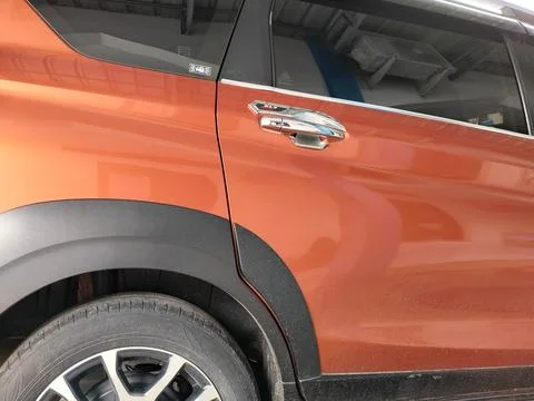 Central Java, Indonesia, March 3, 2026: Close-up photo of Suzuki XL7 tires  Stock-Fotos