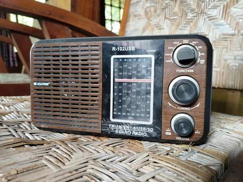 Central Java Indonesia March 5, 2026: Multi-band FM AM SW radio device  Stock-Fotos