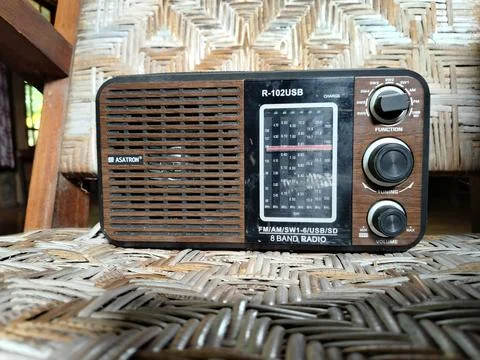 Central Java Indonesia March 5, 2026: Multi-band FM AM SW radio device 스톡 사진
