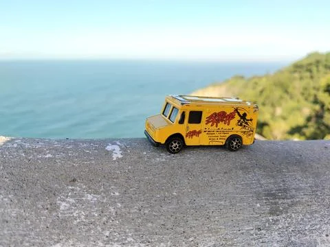 Central Java, Indonesia, March 6, 2026: Diecast model panel truck photographed. 库存照片