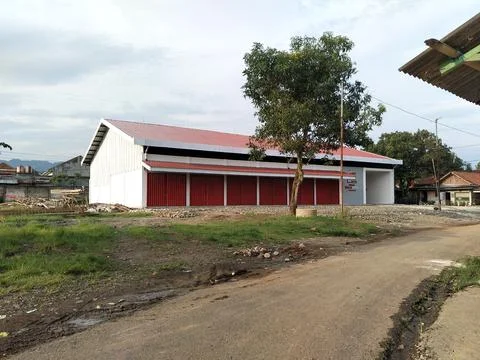 Central Java Indonesia March 8, 2026: Koperasi Desa/ Kelurahan Merah Putih  Fotos de archivo