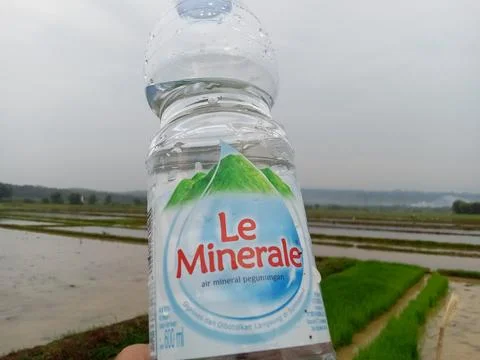 Central Java Indonesia May 4, 2025: Le Mineral bottled drinking water. Фото