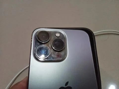 Central Java Indonesia May 5, 2025: iPhone smartphone Stockfoto's