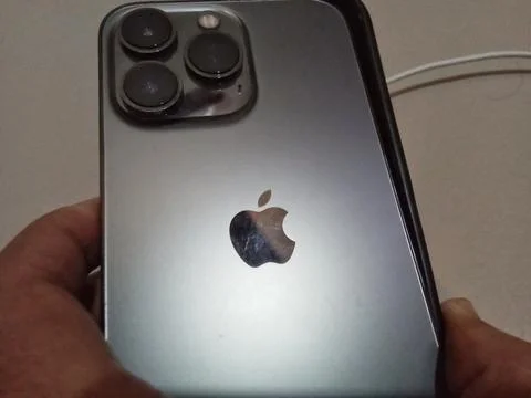 Central Java Indonesia May 5, 2025: iPhone smartphone 库存照片