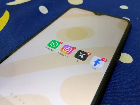 Central Java Indonesia November 12, 2025: Social media application icons,  Фото