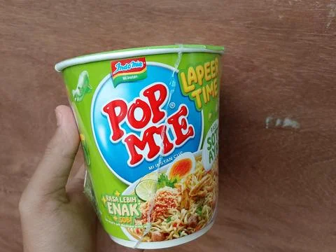 Central Java Indonesia November 12, 2025: Pop Mie Фото