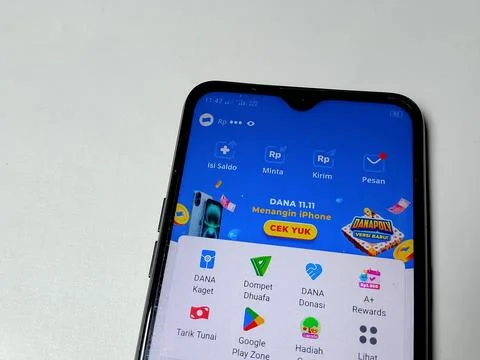 Central Java Indonesia November 14, 2025: DANA is a digital financial service  Fotos Stock