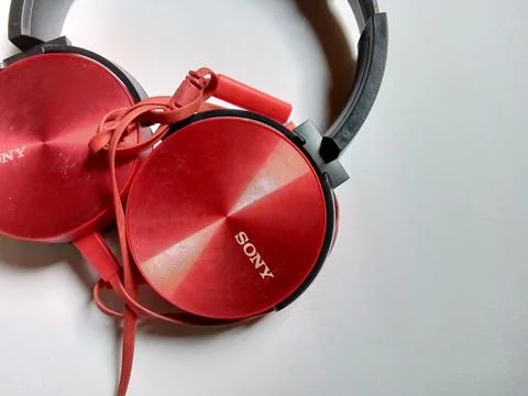 Central Java Indonesia November 5 2024: Red headphone  Stockfoto's