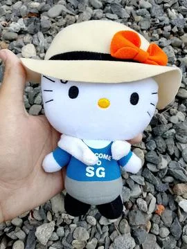 Central Java Indonesia October 11, 2025: Hello Kitty McDonald's Happy Meal Stockfoto's