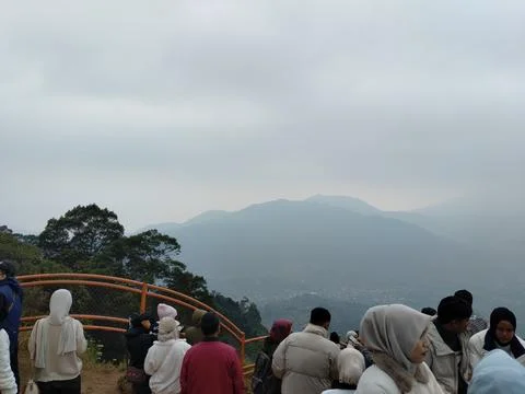 Central Java, Indonesia, September 18, 2026: A crowd of tourists and hikers 写真素材
