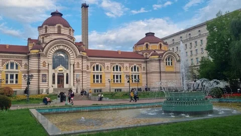 The Central Mineral Baths of Sofia with the fountain in front on a clear spring Stock-Footage 327508942