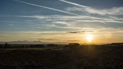 Central Oregon Cascades Sunset Time Lapse Stock Footage 51698590