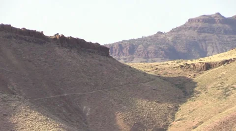 Central Oregon Desert Cliffs 動画素材 62574835