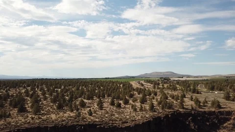 Central Oregon Morning 4k Stock Footage 101491979