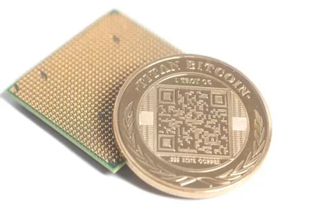 Central processing unit CPU microchip with Golden Bitcoin 스톡 사진