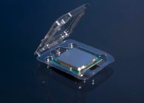 Central processing unit CPU processor microchip in the packaging box 스톡 사진
