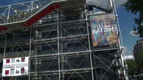 Centre Pompidou pan sunshine Stock Footage 41462323