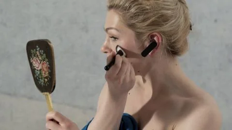 CEO applying makeup Stock Illustration