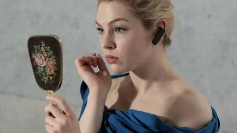 CEO looking into mirror Stock Illustration