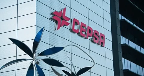 Cepsa Headquarters in Madrid Video stock 286850199