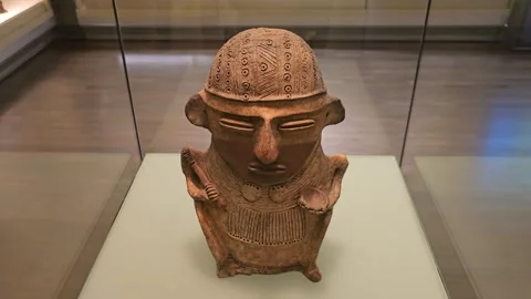 Ceramic Head Effigy With Patterned Cap, Museo del Oro, Bogotá, Colombia 8K Video stock 331516526