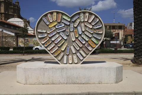 Ceramic heart made with ceramic trays in Talavera de la Reina city, in Tole.. 写真素材