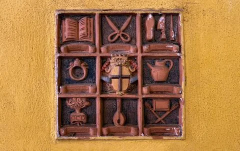 Ceramic window on the wall Fotos Stock