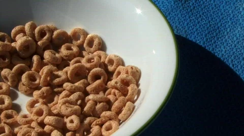 Cereal 動画素材 695977