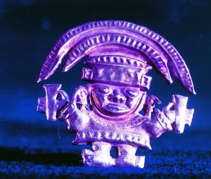 Ceremonial prehispamic sculture ,made of gold culture  chimu  peru Stock Photos