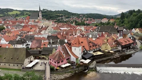 Cesky Krumlov, Czech Republic, walking medieval streets 動画素材 280259172
