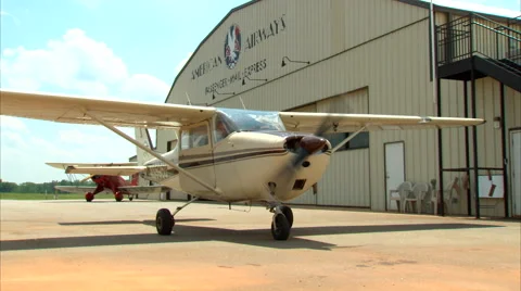 Cessna 172 Start Up 動画素材 67600783