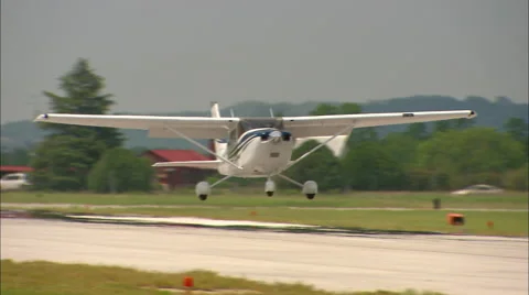 Cessna 182 Landing | Stock Video | Pond5