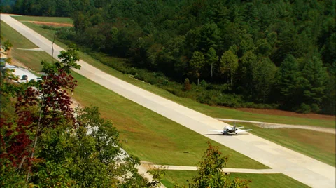 Cessna 500 Take Off High Angle Vídeo Stock 30794864