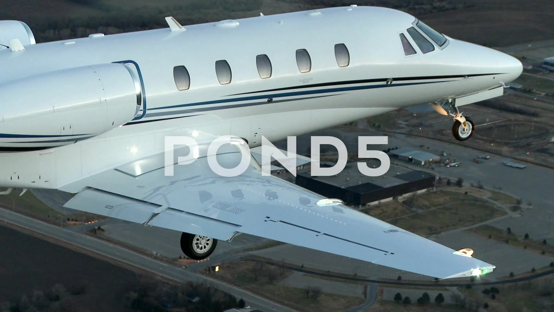 Cessna Citation Xls Air To Air Gear Do Stock Video Pond5