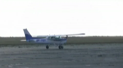 Cessna take-off Stock Footage 574057