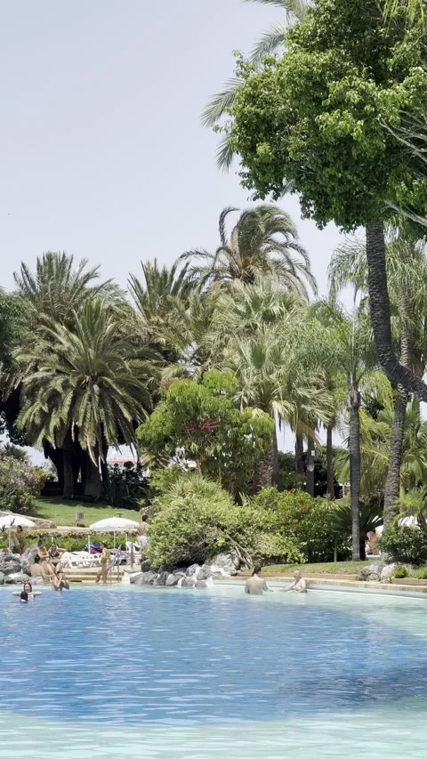 Ceuta summer relaxation at Parque Marítimo del Mediterráneo Видео 333189949
