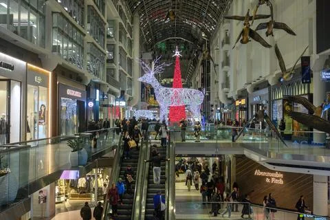 CF Eaton Centre interior during Christmas holidays shopping Foto stock