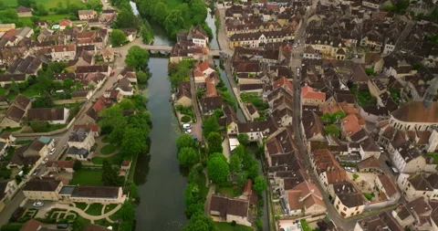 Chablis is a town and commune in the Yonne department of the Franche-Comte Vídeos de archivo 243180951