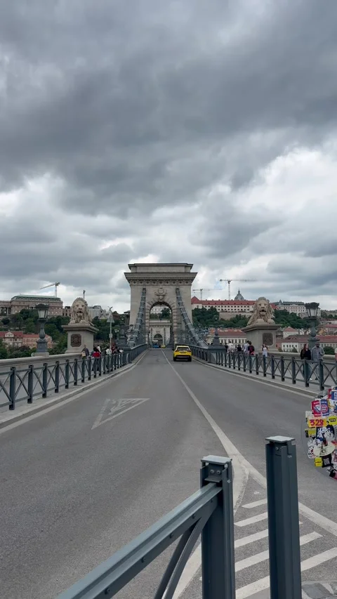 Chain Bridge Budapest Hungary Stock Footage 342502152