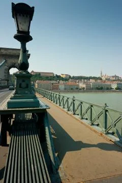 Chain bridge Stock-Fotos