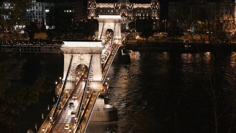 Chain bridge view in Budapest at night Video stock 74236901