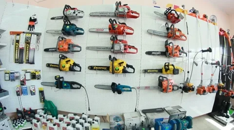 Chainsaws in the power tool shop 스톡 동영상 51298394