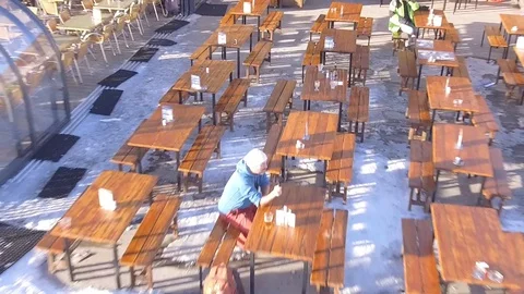 Chalet DLGR pull out far post process Stock Footage 128634490