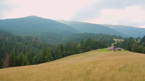 Chalet in the mountains 스톡 동영상 43973446