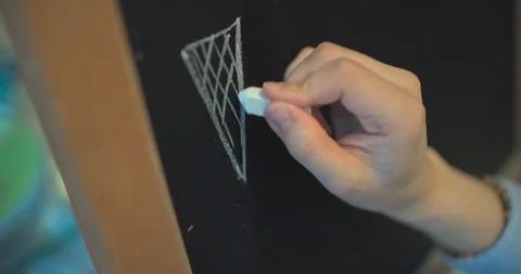 Chalk on the blackboadr cappuchino cup 動画素材 99118684