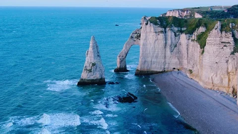 Chalk cliffs at Cote d'Albatre. Etretat, France, Normandy, time lapse, 4k Видео 113862772