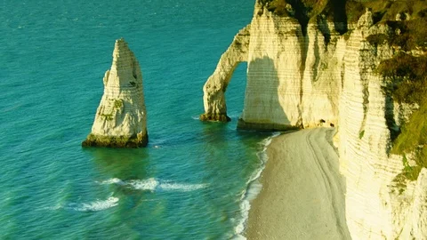 Chalk cliffs at Cote d'Albatre. Etretat, France, Normandy, time lapse, 4k Видео 113862828